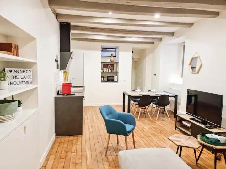 Le T3 Du Carnot Apartment Annecy Bagian luar foto